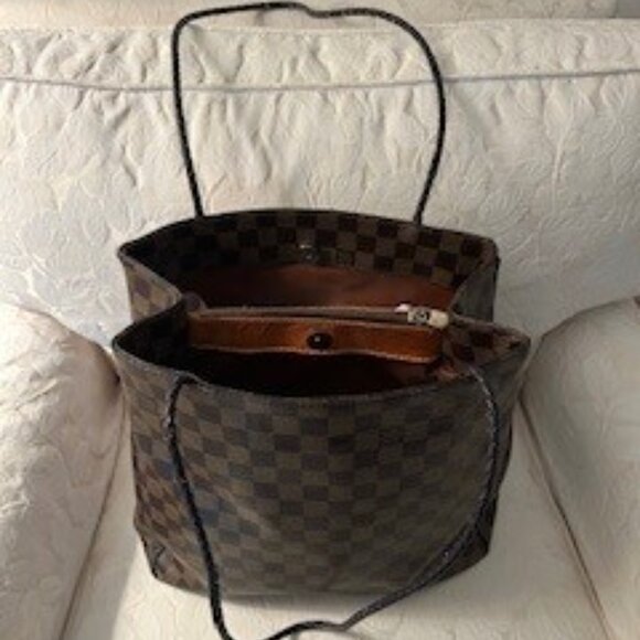 Vintage Louis Vuitton purse with thin braided shoulder straps - Picture 2 of 5